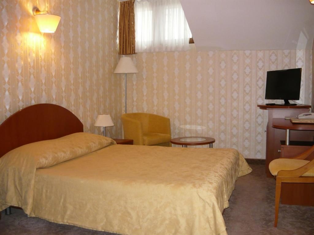 Отель Hotel Perperikon Кырджали